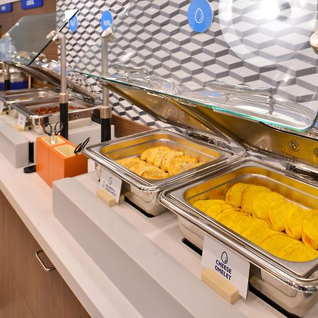 Holiday Inn Express Hotel & Suites Floresville By Ihg Екстер'єр фото