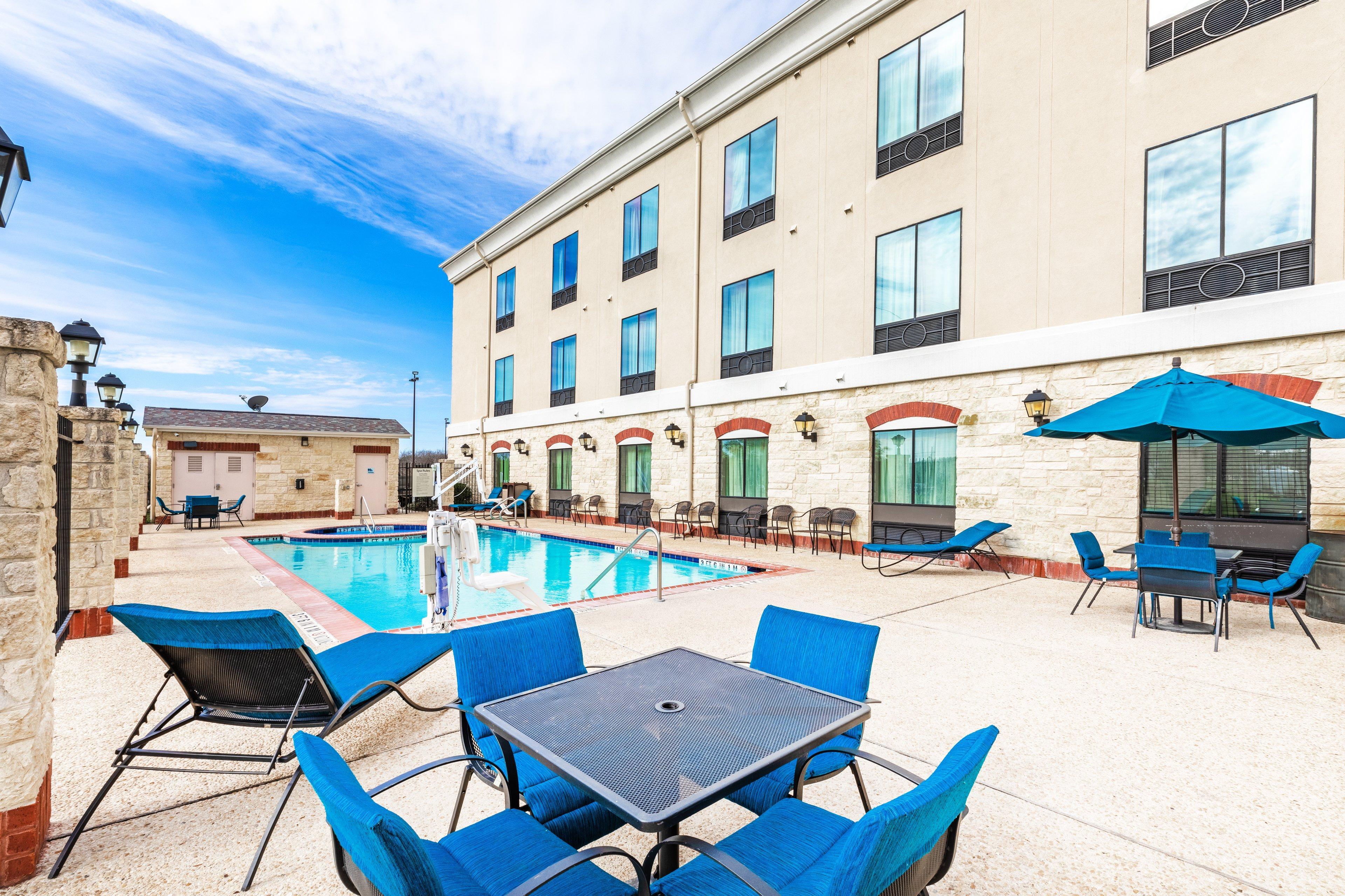 Holiday Inn Express Hotel & Suites Floresville By Ihg Екстер'єр фото