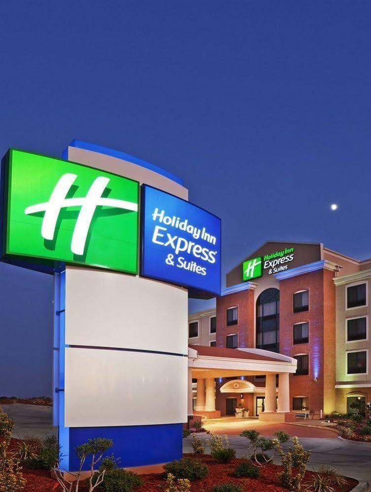 Holiday Inn Express Hotel & Suites Floresville By Ihg Екстер'єр фото